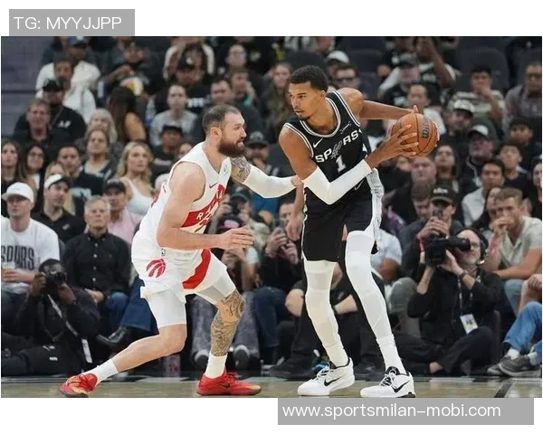 马刺主帅宣布文班将首发结束连续七场替补生涯