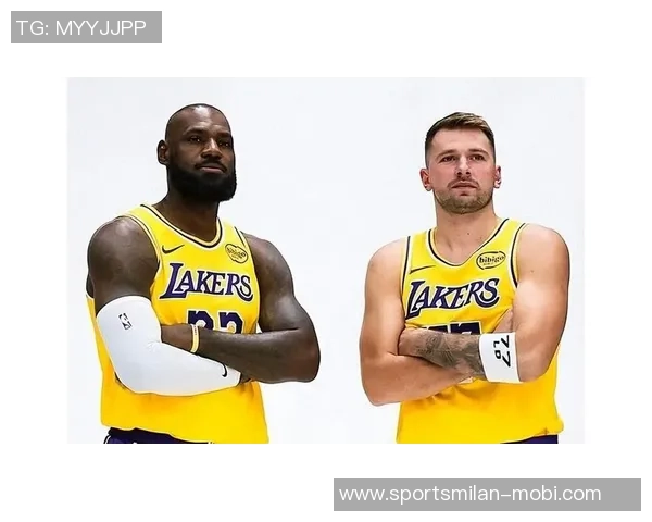 老詹新称号引热议魔仙哥曝与布朗尼东契奇同场竞技趣事